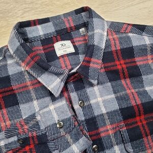 7 Diamonds Generation Flannel Shirt Button Up Long Sleeve XXL Cozy Soft Pockets